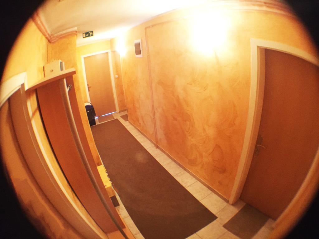 Guest House Pikapolonca Maribor Bagian luar foto
