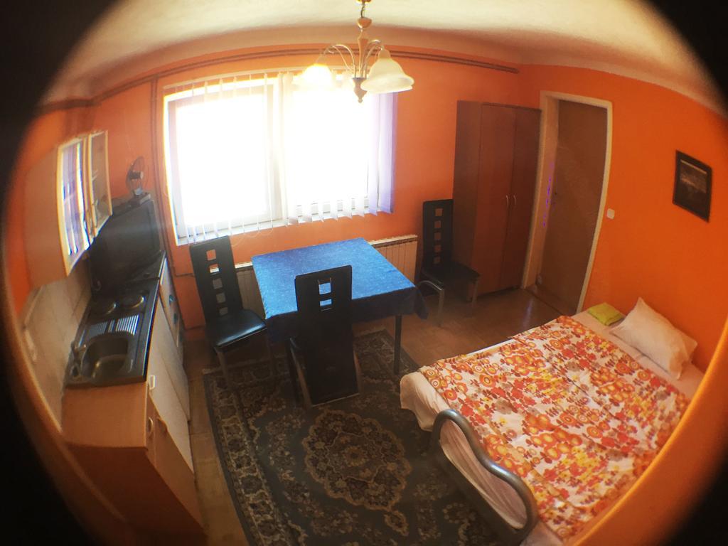 Guest House Pikapolonca Maribor Bagian luar foto