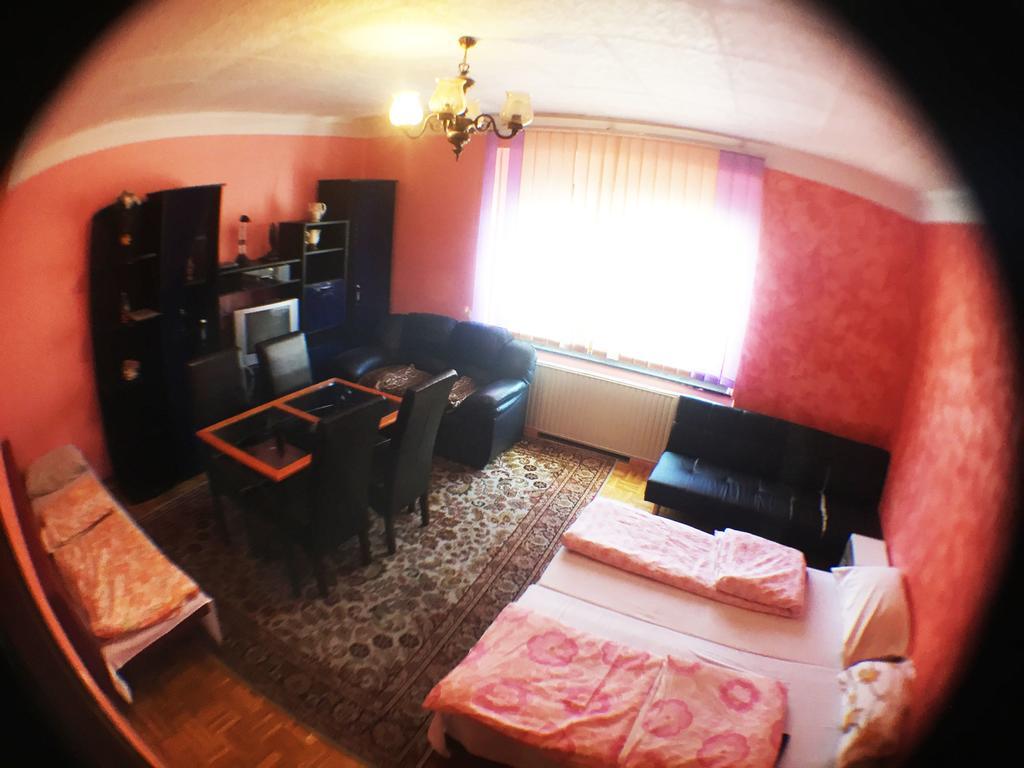 Guest House Pikapolonca Maribor Bagian luar foto